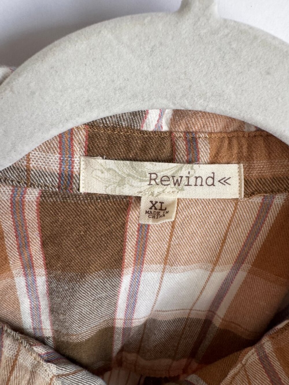 Junior's / Women's Rewind Cropped Patchwork Flannel Button Front Shirt XL - Picture 5 of 5